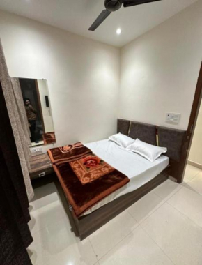 Crysta guest house